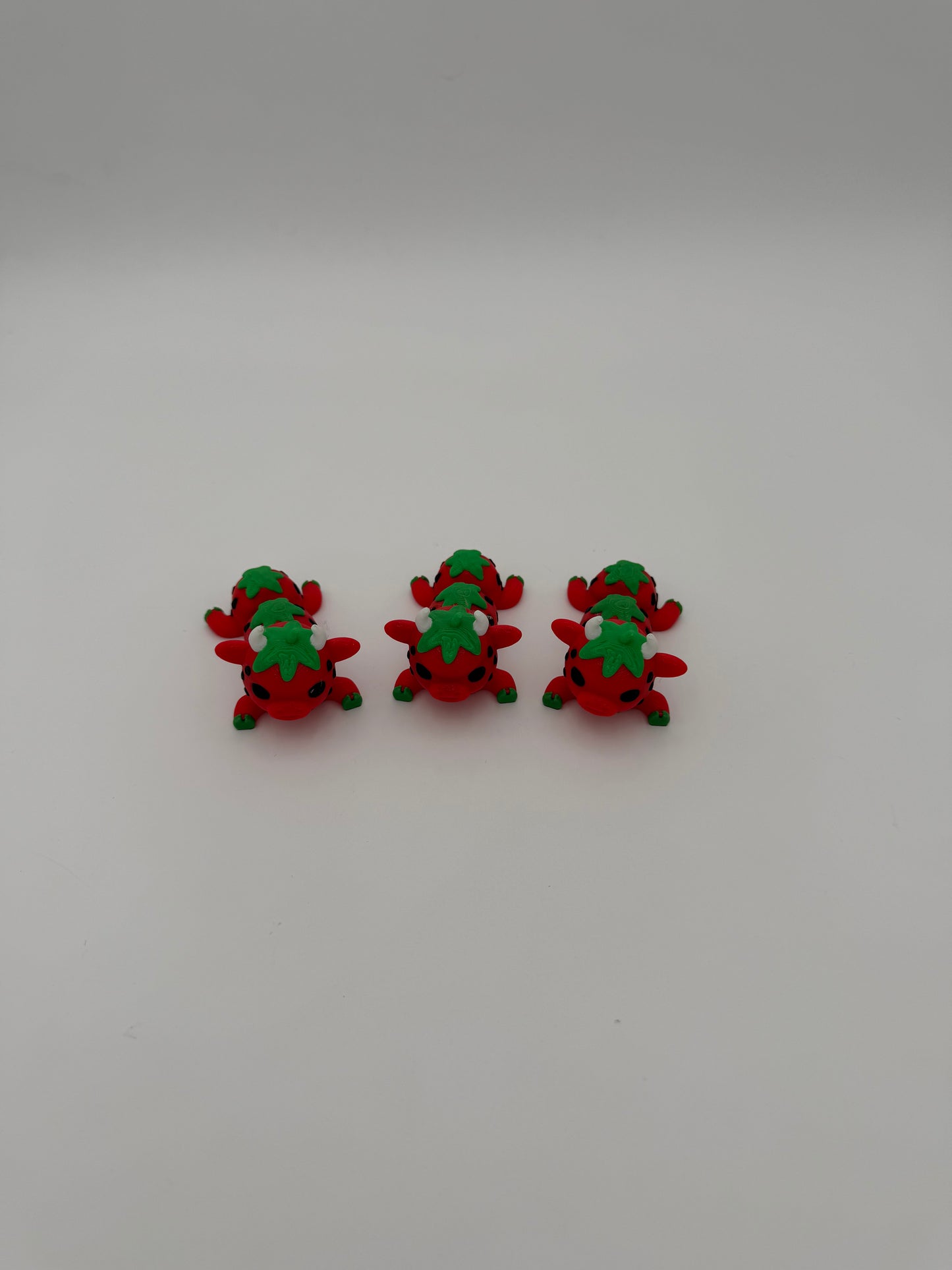 Mini Strawberry cow ￼